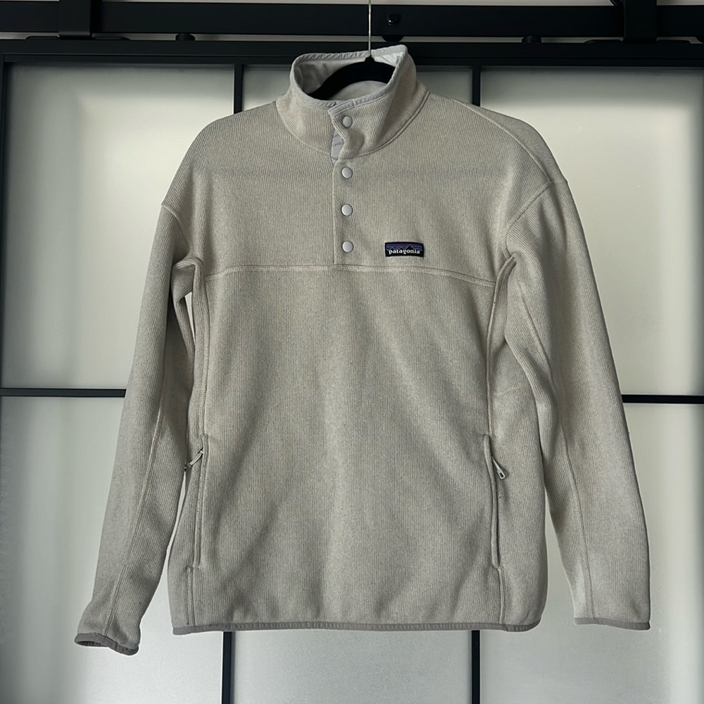 Patagonia pullover size M